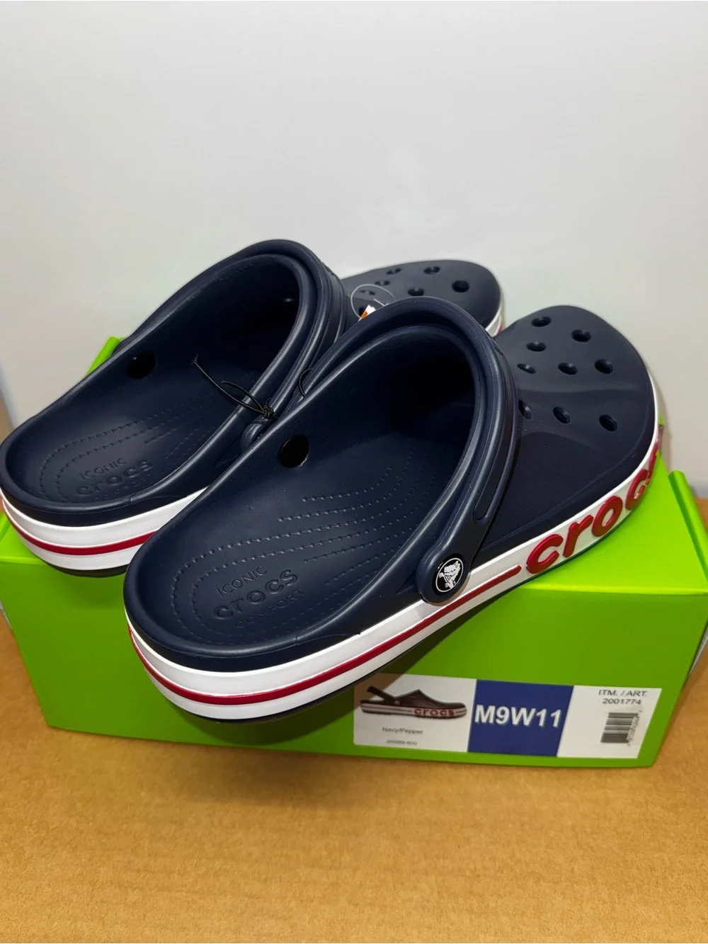 Crocs Bayaband M10-W12,  Color:Navy/Pepper , Slip-On Paisley Band 205089-4CC NWT
